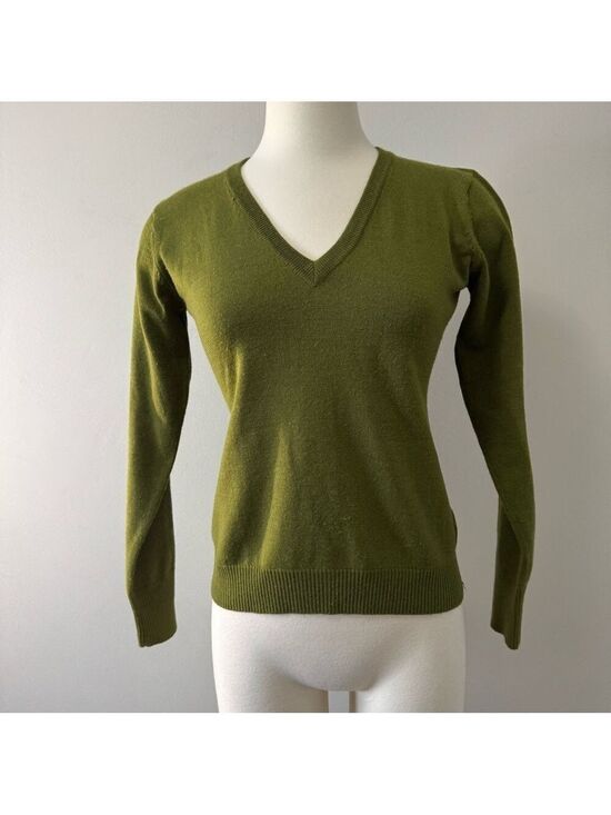 Club Monaco Sweaters - Club Monaco Olive V-Neck Sweater